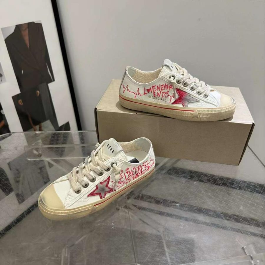 Golden Goose  /Red and grey Star