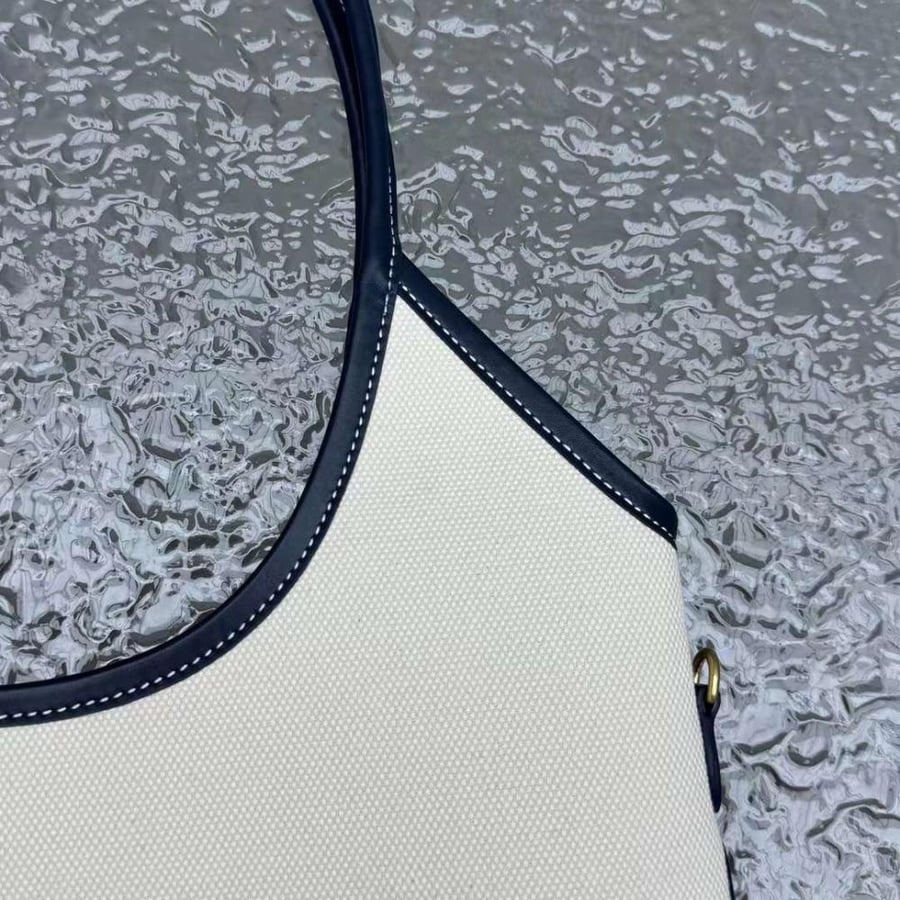 Women's Ivy Canvas  White / Dark Blue Handbag
