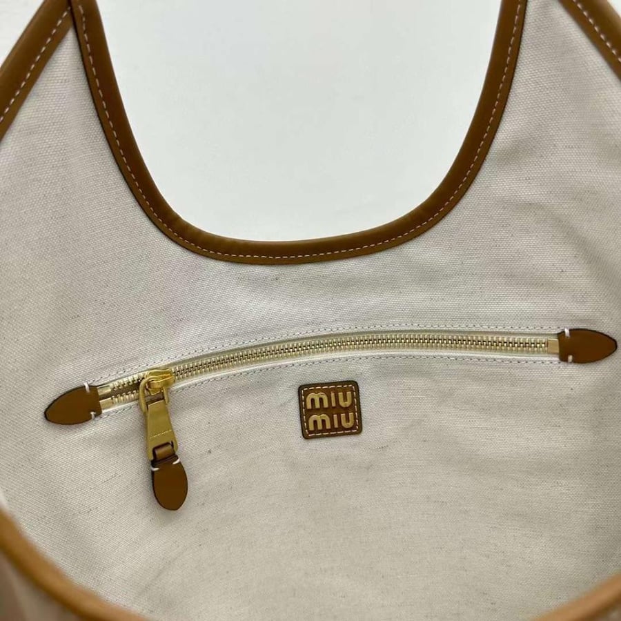 Women's Ivy Leather  Brown Handbag
