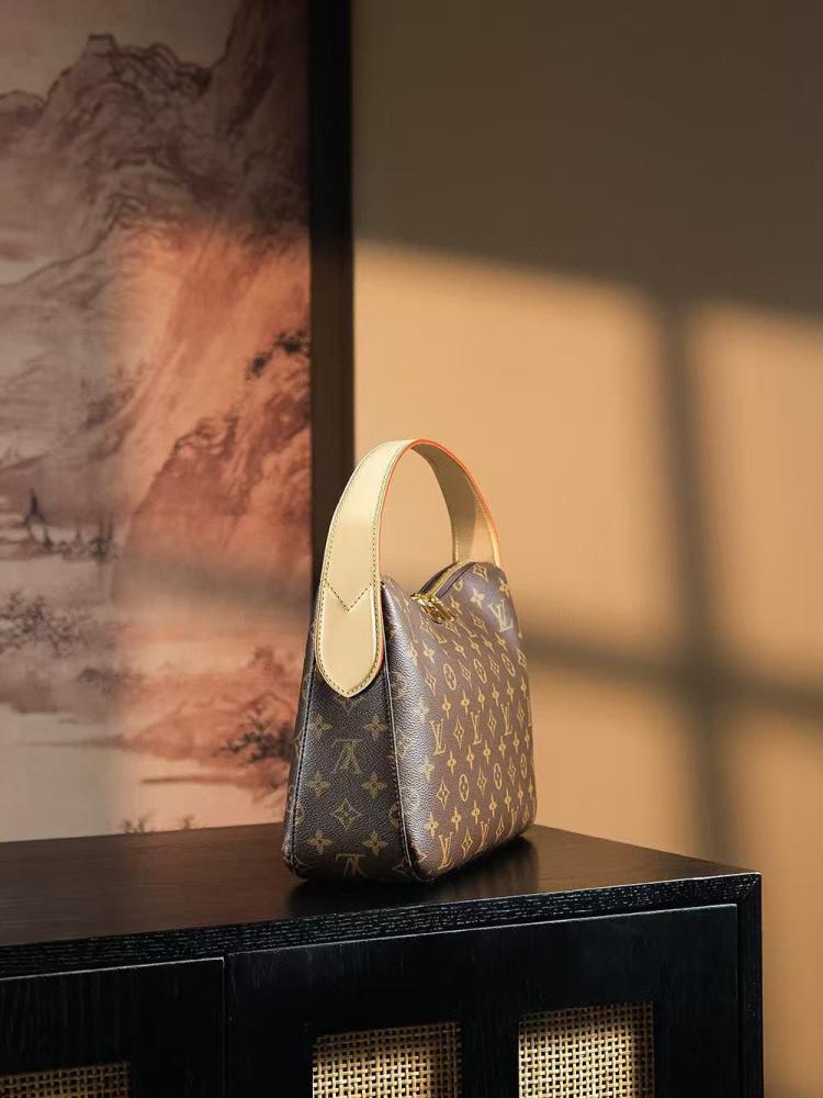 Louis Vuitton Slouchy Bag PM