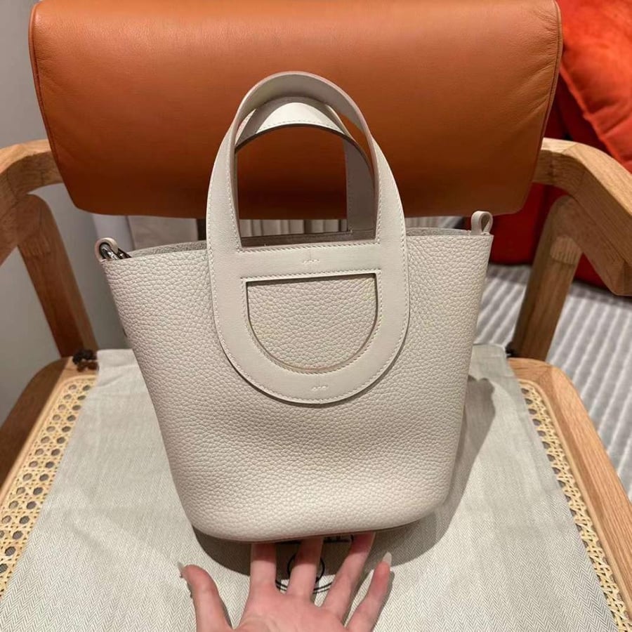 Hermès In The Loop 18 Craie/Silver
