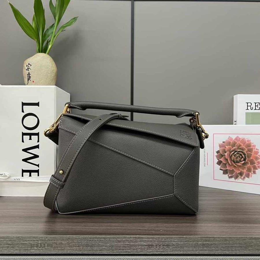 Puzzle Edge  Grey Small