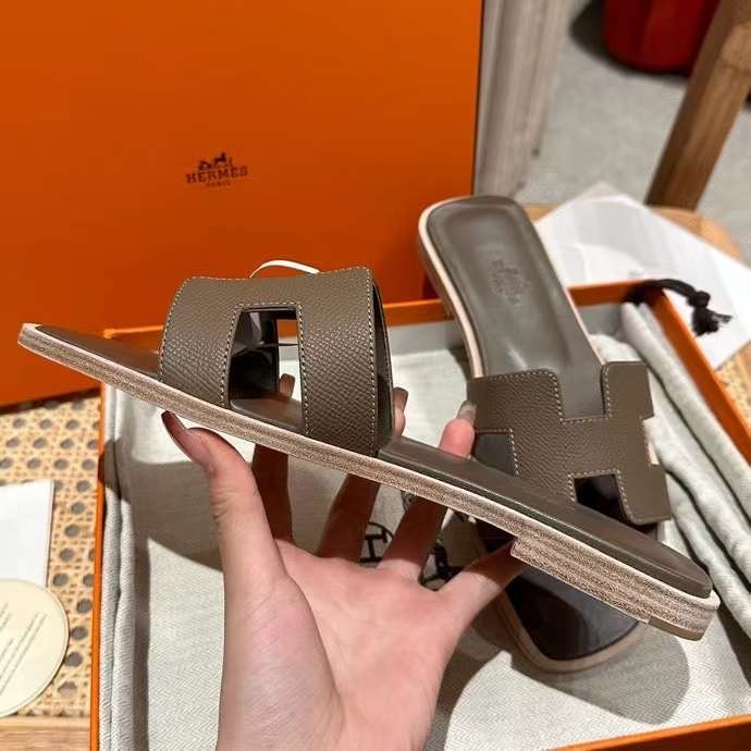 Oran Sandal