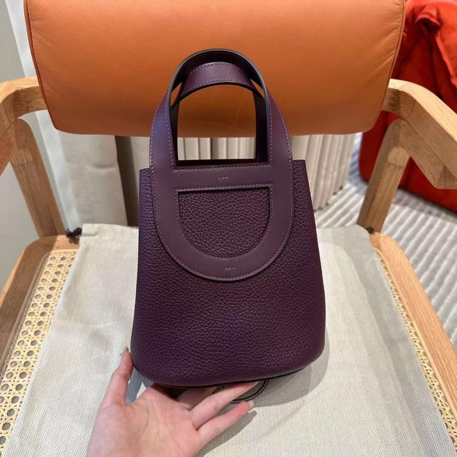 Hermès In The Loop 18 Cassis/Gold
