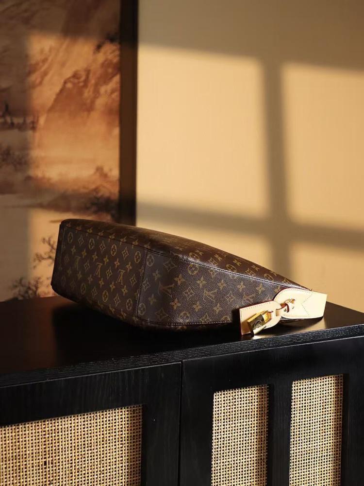 Louis Vuitton Slouchy Bag MM