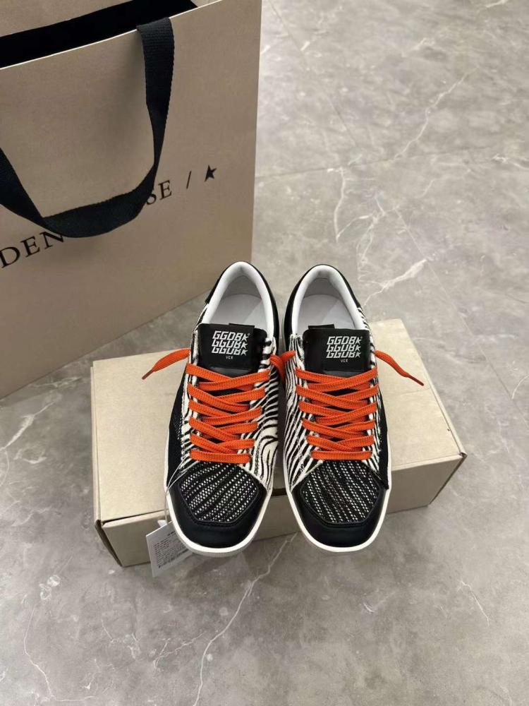 Golden Goose  /Black And white  Star