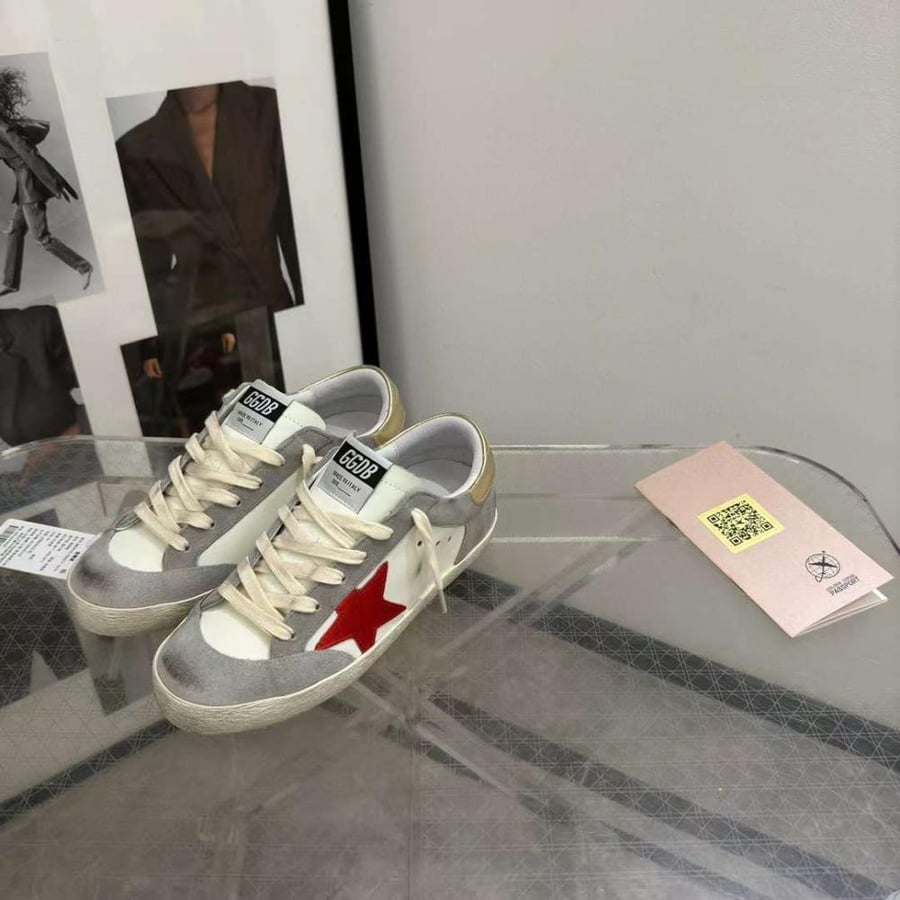 Golden Goose /Red Star / white/Grey/Gold