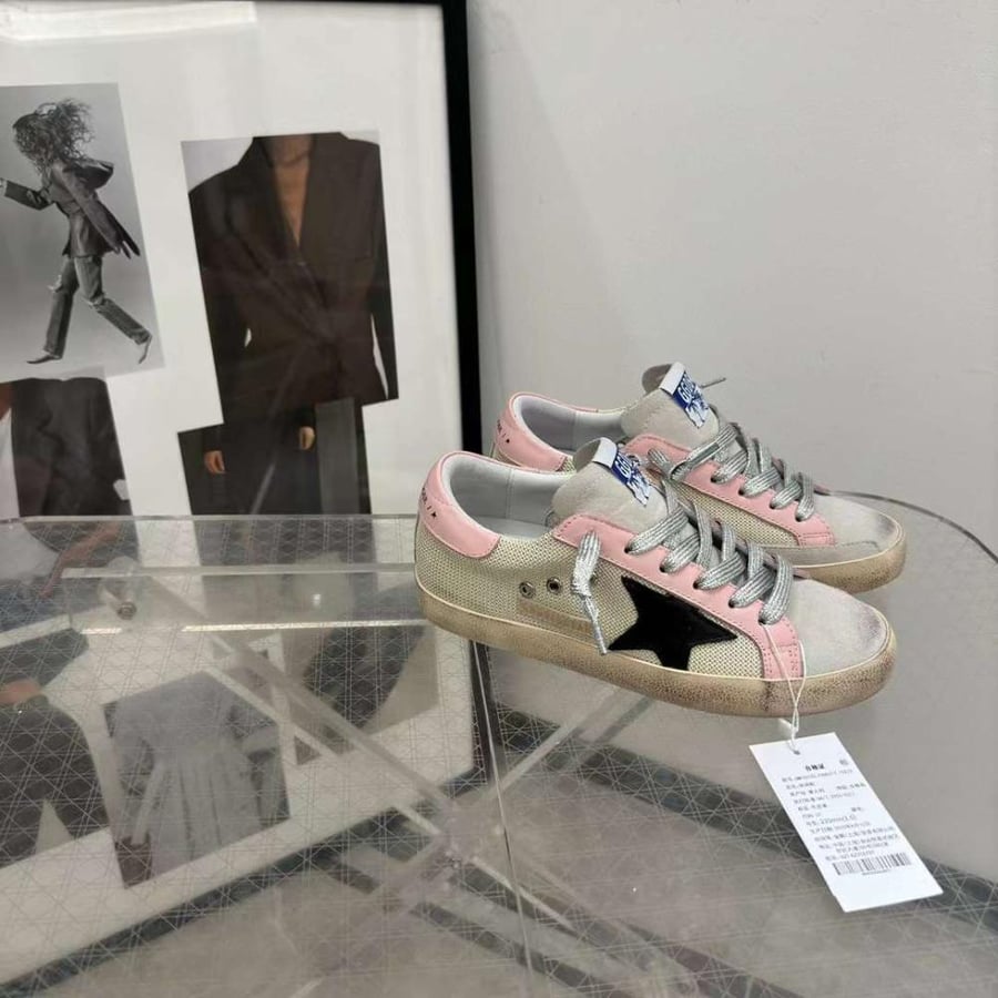 Golden Goose  /Pink ,beige/ Black Star
