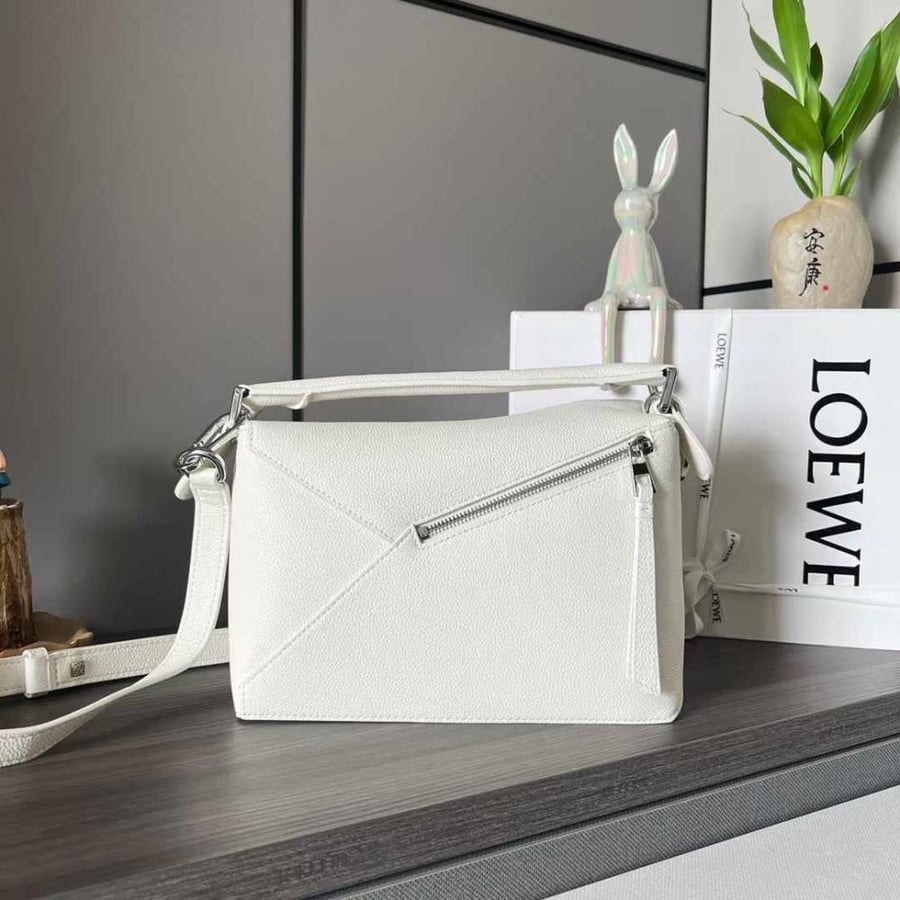 Puzzle Edge  White Small