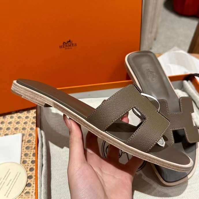 Oran Sandal