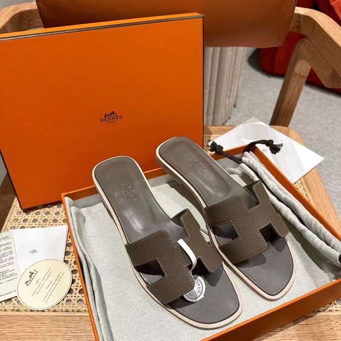 Oran Sandal