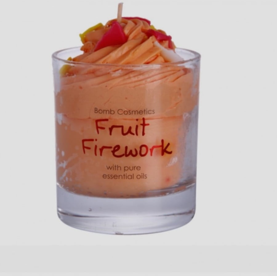 شمع كريمي من بومب كوزمتكس - Fruit Firework