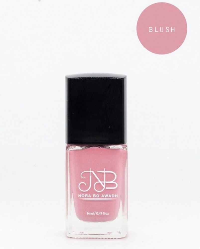 طلاء الاظافر BLUSH من نوره بو عوض