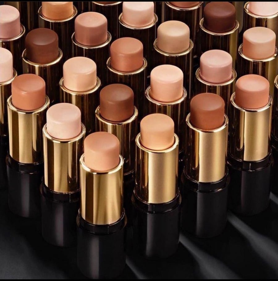 كريم اساس استك ايدول الترا من لانكوم - Beige Diaphane 03