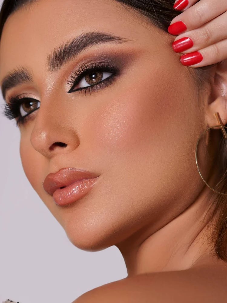 عدسات براوني بوني الملونة السنوية – 10 ألوان طبيعية