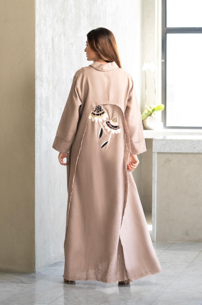 عباية ابيض تطريز ظهر