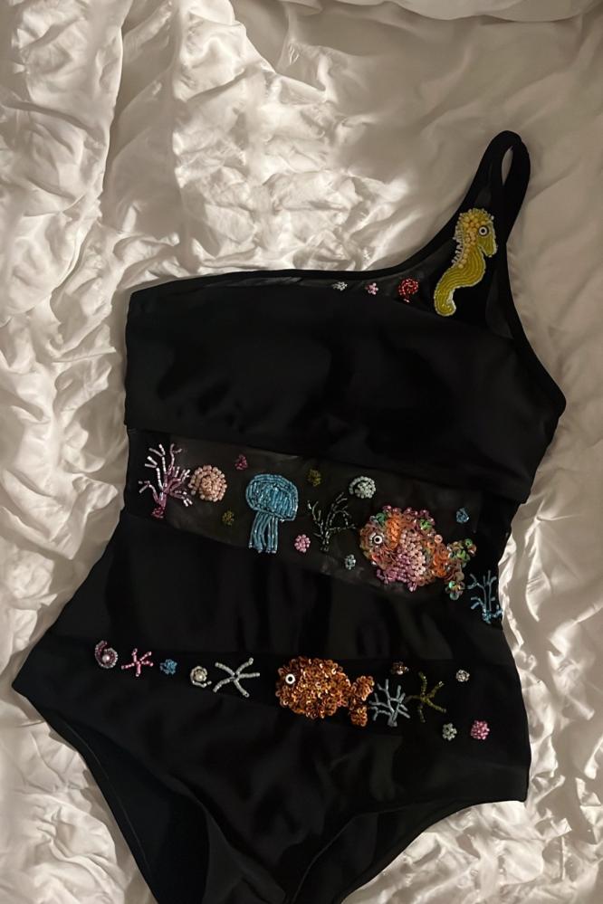 مايوه سباحه- witth padded swimsuit