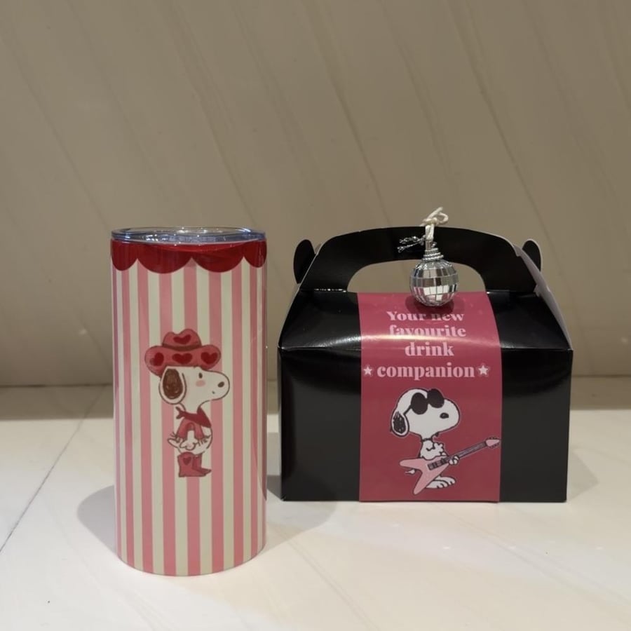 مق snoopy