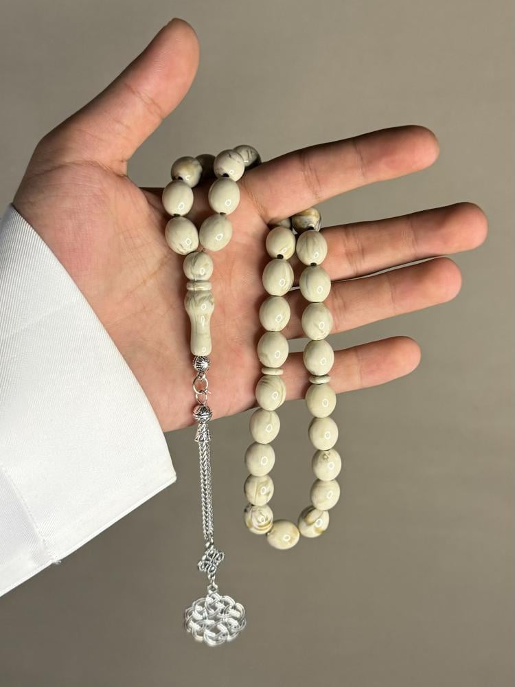 Ivory-like rosary - metal