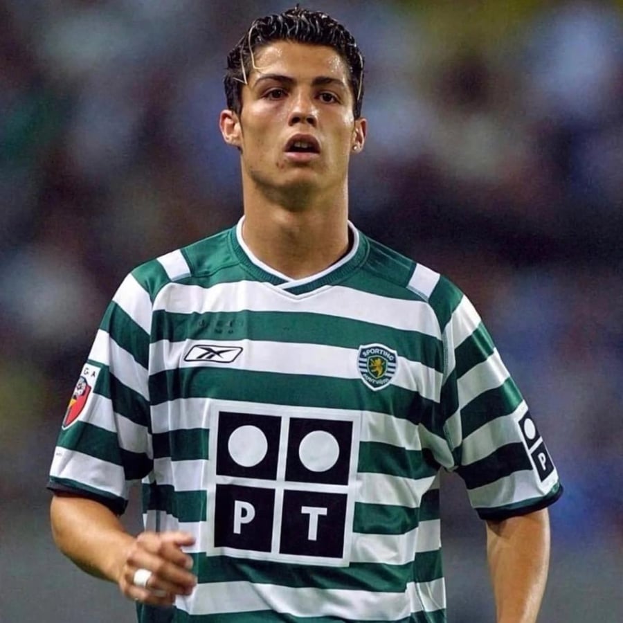 تيشيرت نادي سبورتينغ لشبونه الكلاسيكي 2002/2003