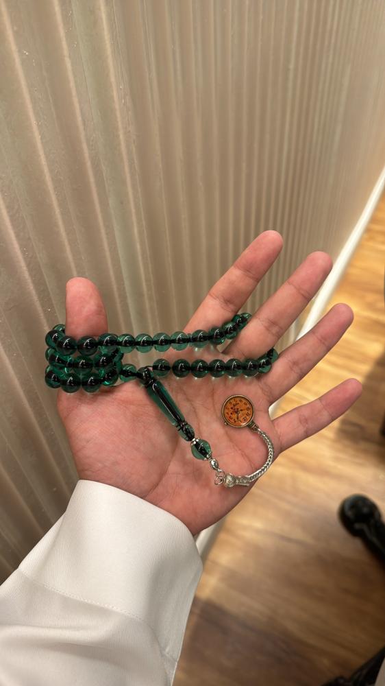 سبحة بكلايت بلون العشبي الشفاف