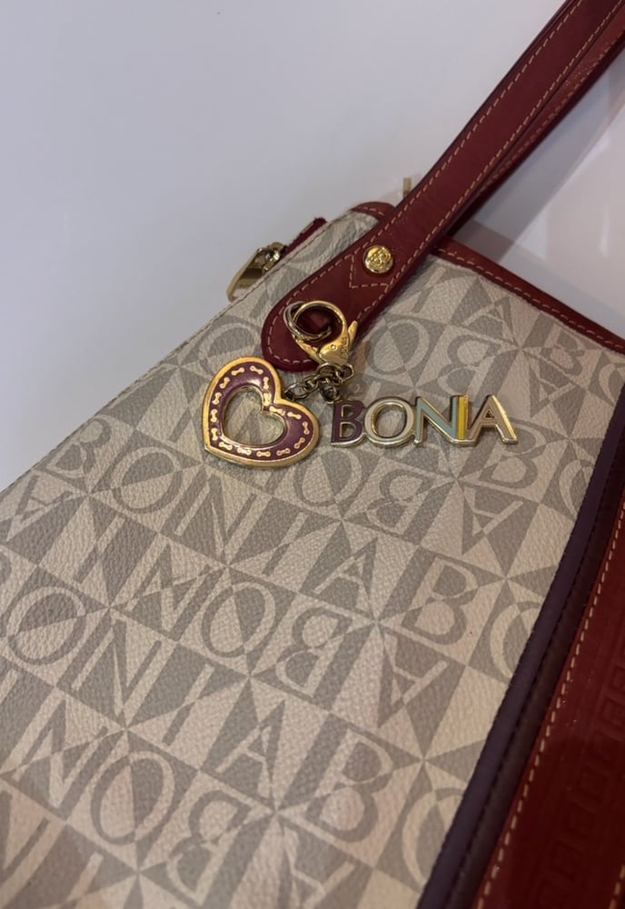 حقيبة Bonia