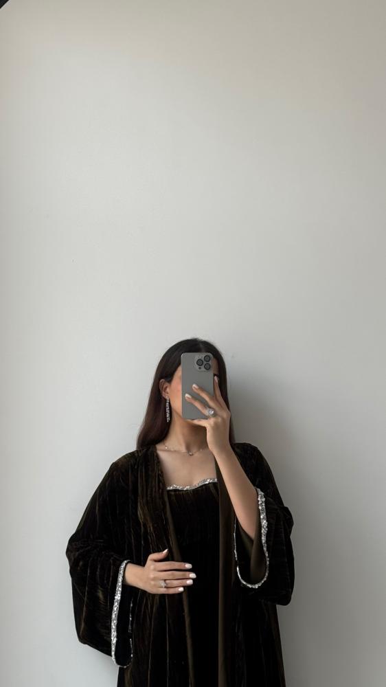 L987