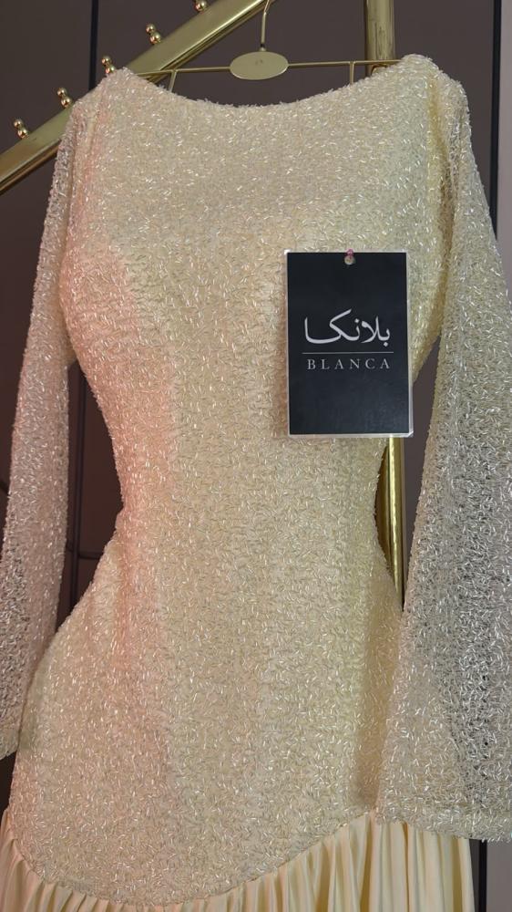 فستان لوزه