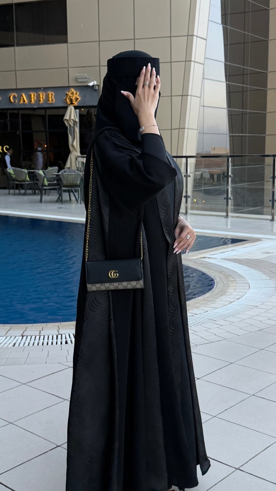 عباية إنترنت كلوش بتدخيلة جاكار مع طرح