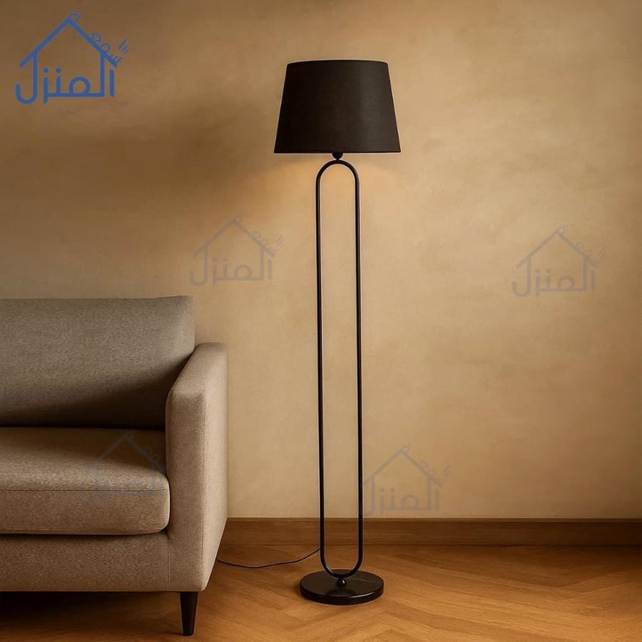 أباجورة استاند سوداء بقاعدة رخام وتصميم انسيابي مودرن أنيق