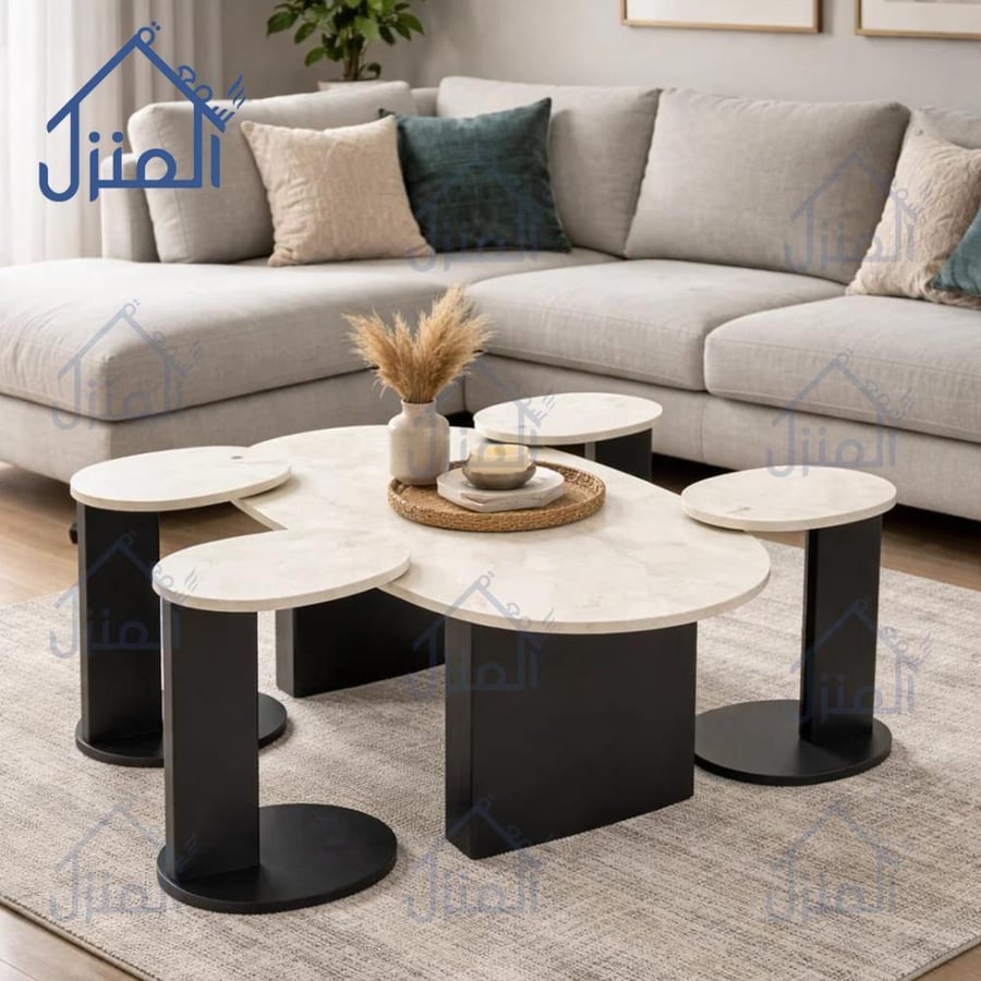 طقم طاولات وسط بسطح فورميكه وقواعد خشبية تصميم أنيق بلمسة دافئة