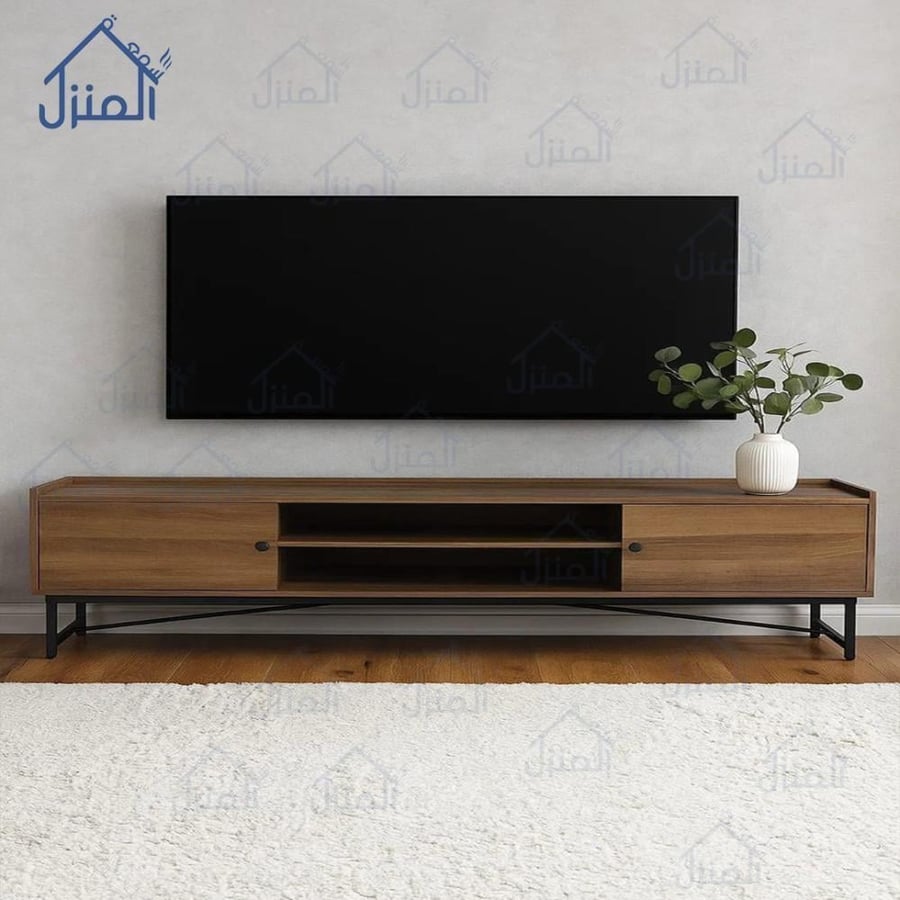 طاولة تلفزيون خشبية بقاعدة معدنية بتصميم عصري