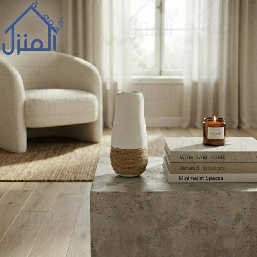 فازة ديكور سيراميك ثنائية الخامات باللونين الأبيض والبيج