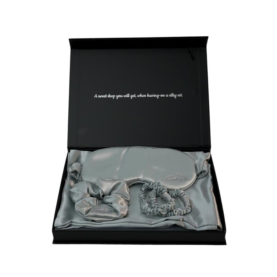 CadouNi Silk Set