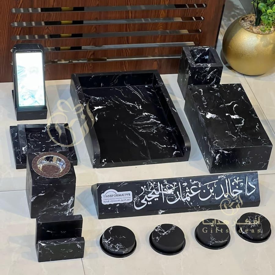 طقم مكتب رخام بالاسم