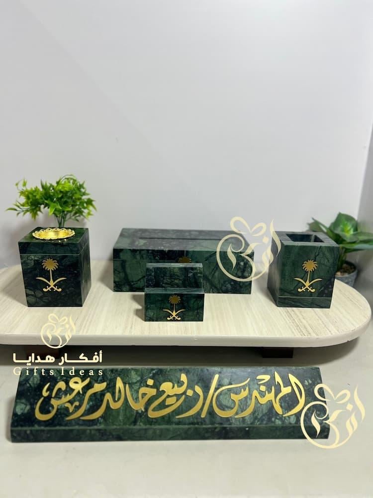 اطقم مكتبية رخام طبيعي لون اخضر