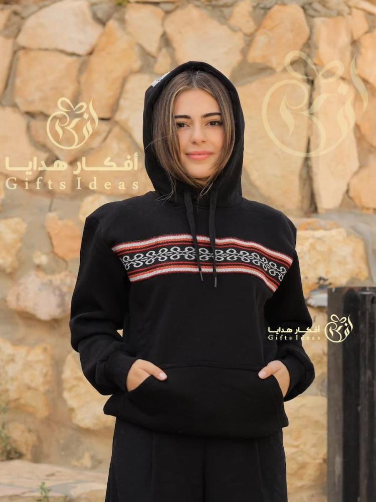 بلوفر نسائي فخم لون اسود