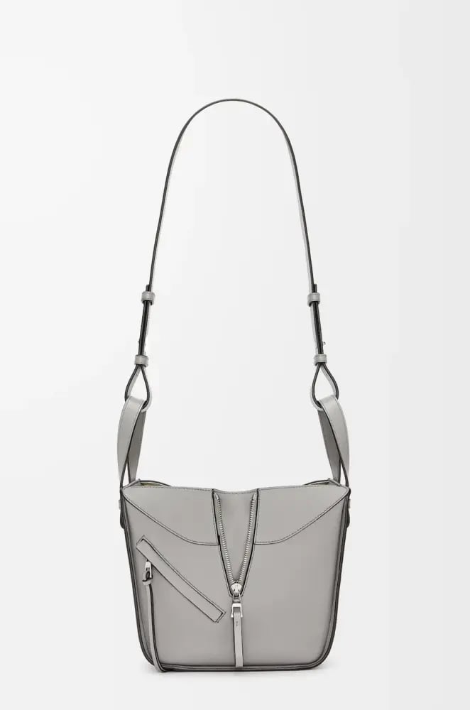Compact Hammock bag in soft grained valfskin