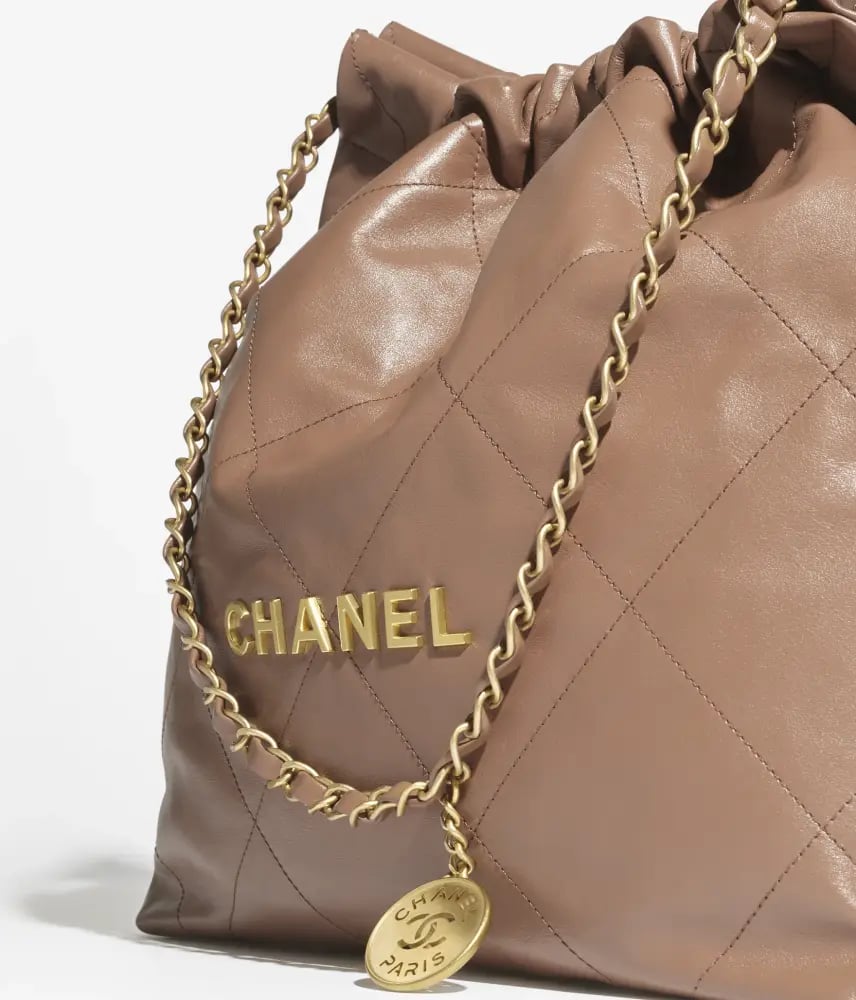 Chanel 22