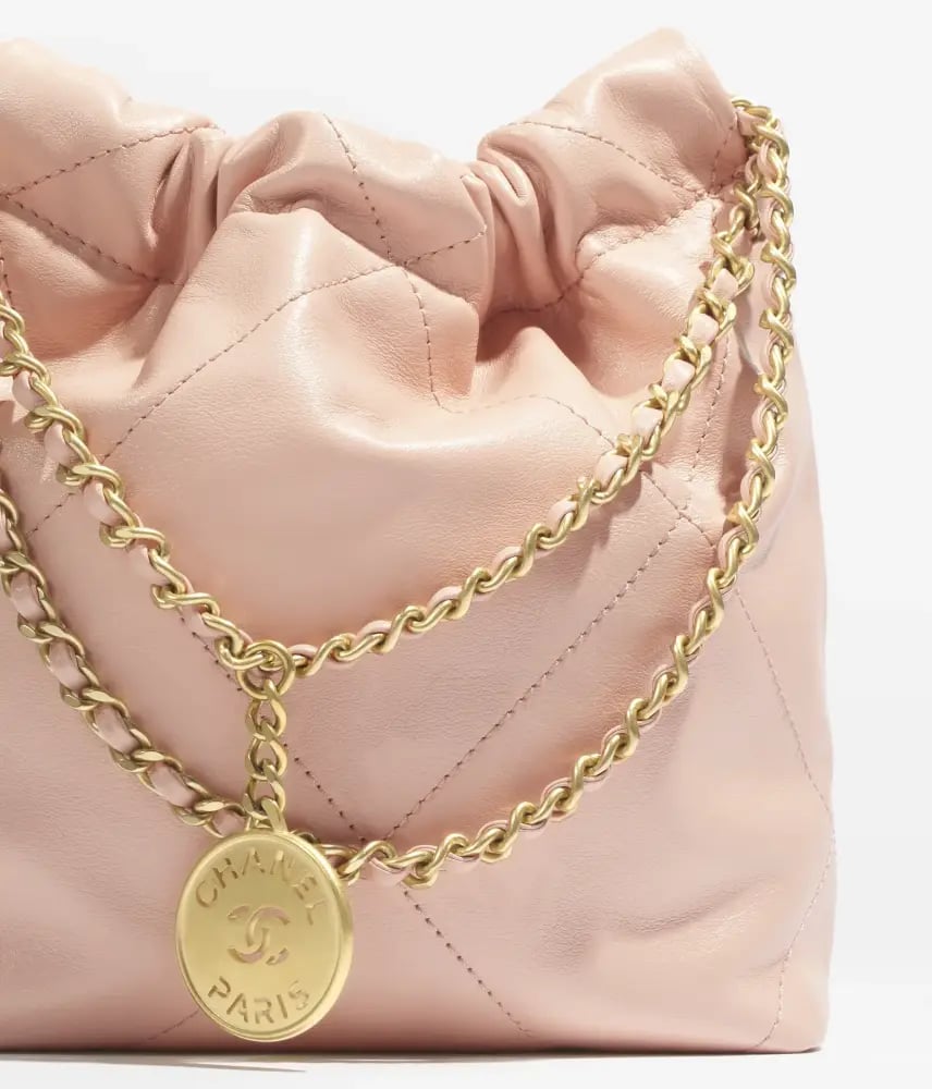 Chanel 22 Mini