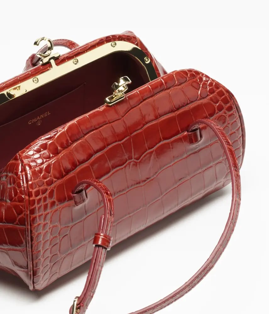 Wallet on Chain (WOC)
