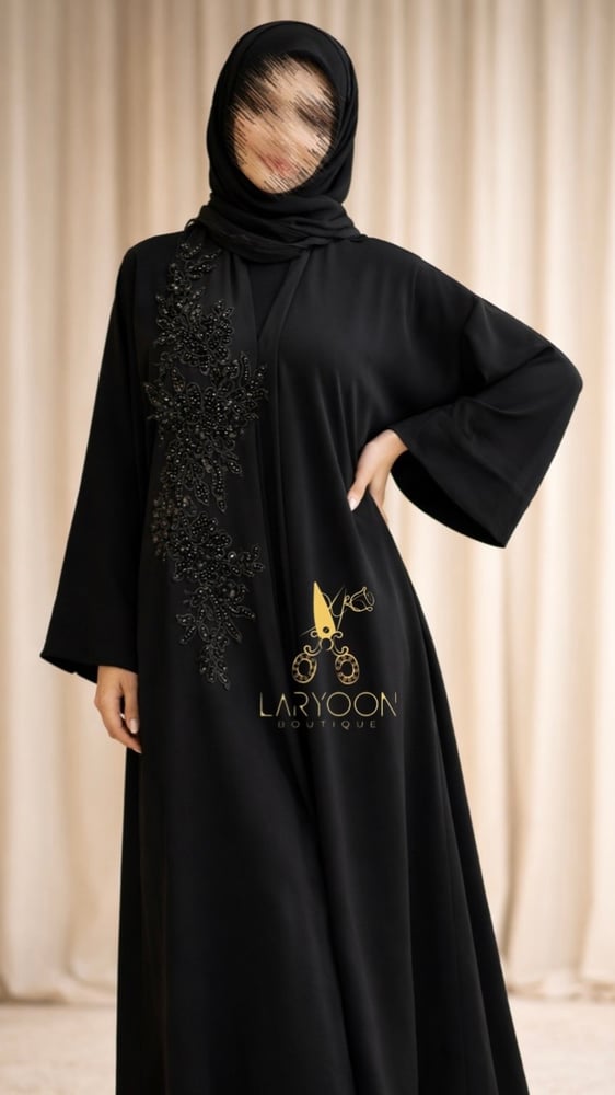 عباية الدلال الأسود