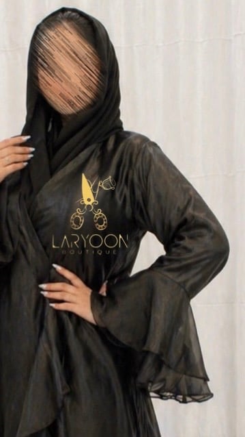 لَمع السكون الأسود الفاخر