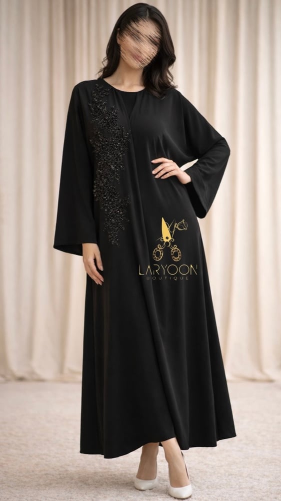 عباية الدلال الأسود