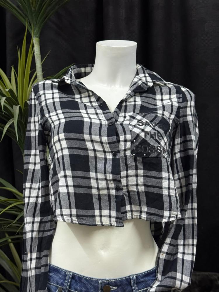 LFT Black & White Plaid Cropped Button-Down Shirt size S