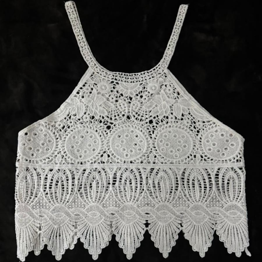 Sin White Crochet Lace Halter Crop Top sizeXS