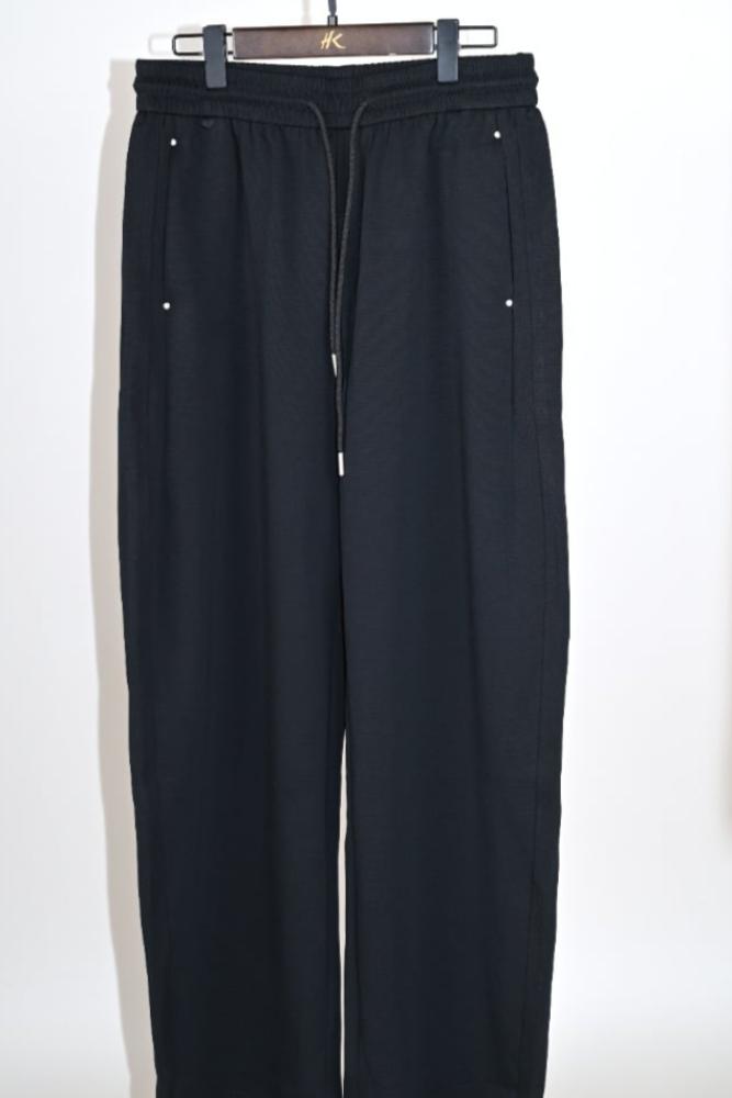 Stretch pants