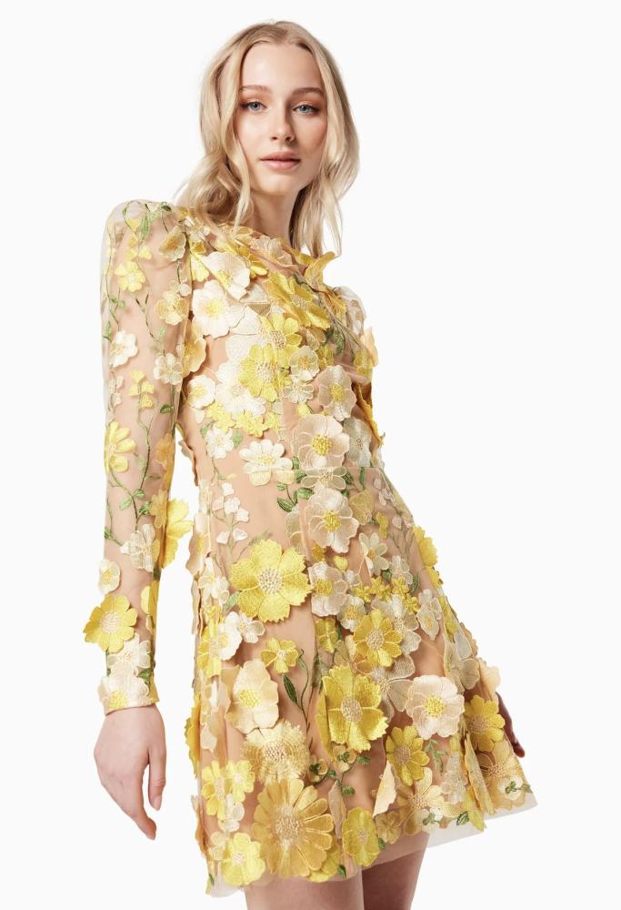 Yellow 3d flowers