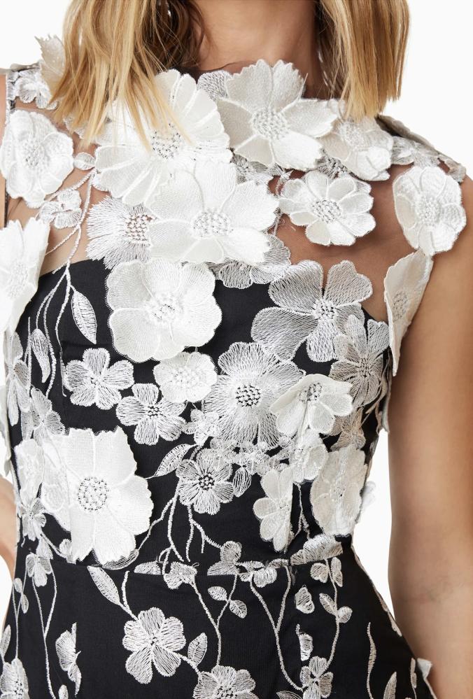 Black white flowers