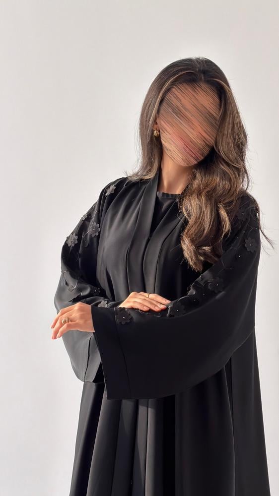 عباية جوري تطريز كم ورود